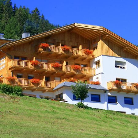 Hotel Schoene Aussicht Картіч Екстер'єр фото