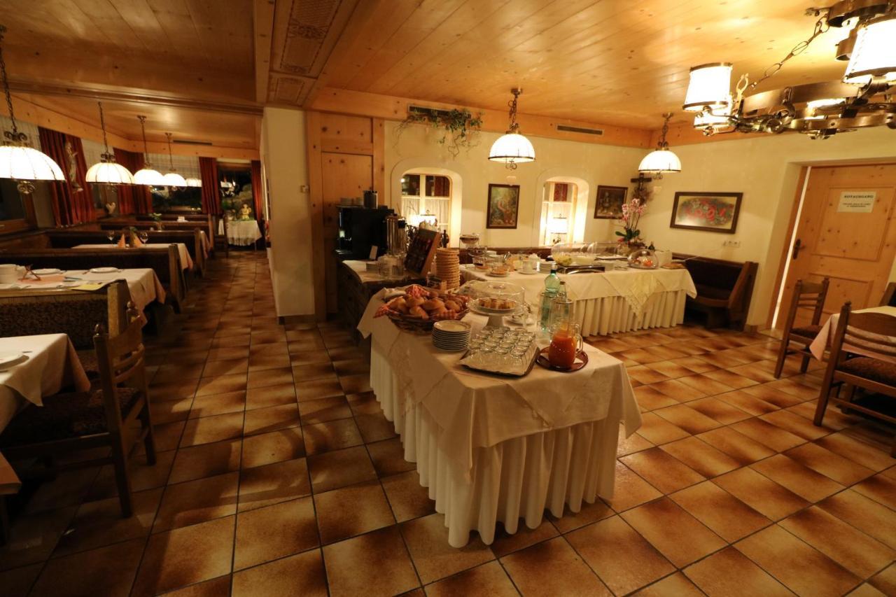 Hotel Schoene Aussicht Картіч Екстер'єр фото
